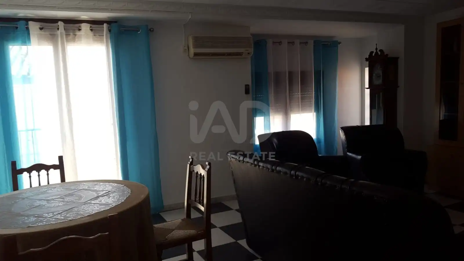 Sala de estar de Edificio en venta en Belalcázar