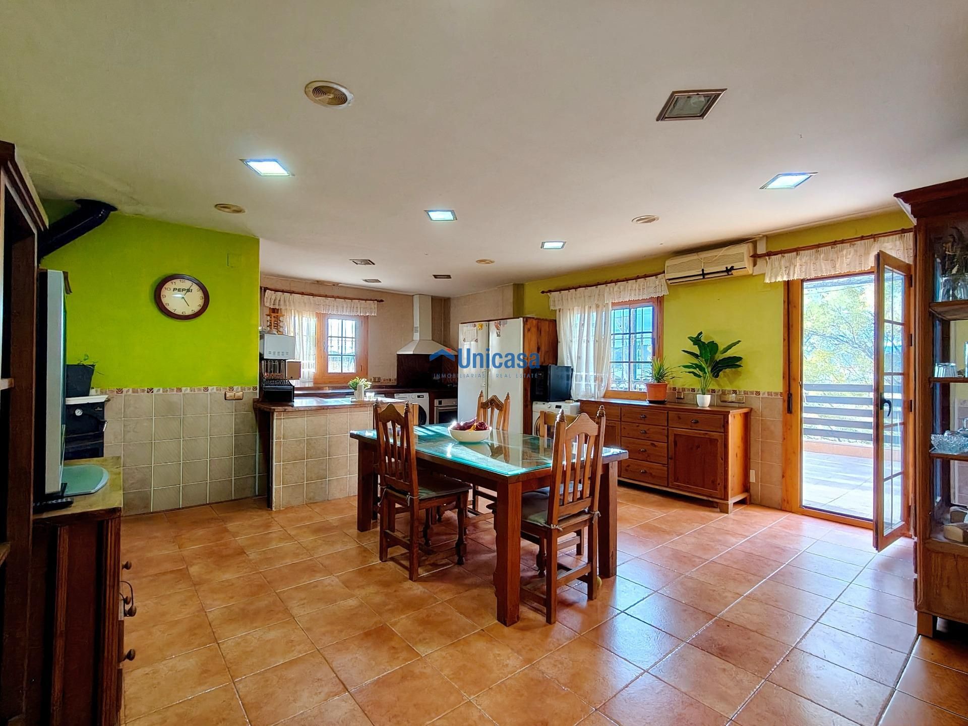 Cuina de Casa o xalet en venda en Málaga Capital amb Aire condicionat, Calefacció i Jardí privat