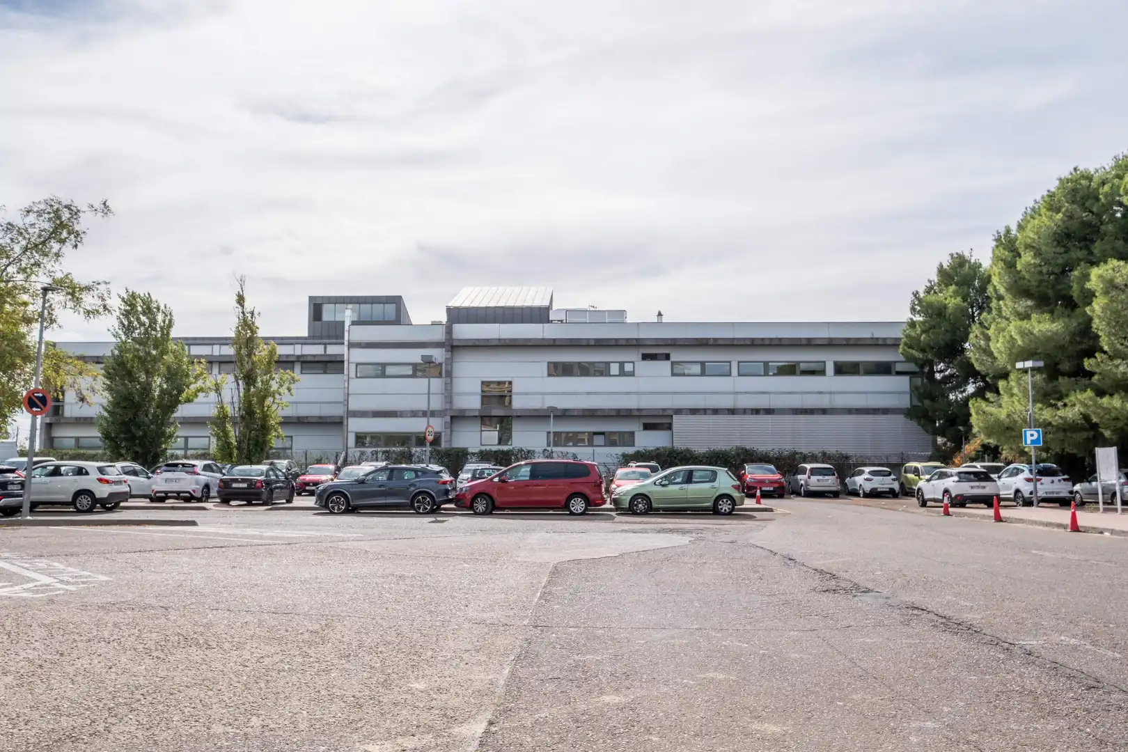Vista exterior de Nave industrial en venta en Zaragoza