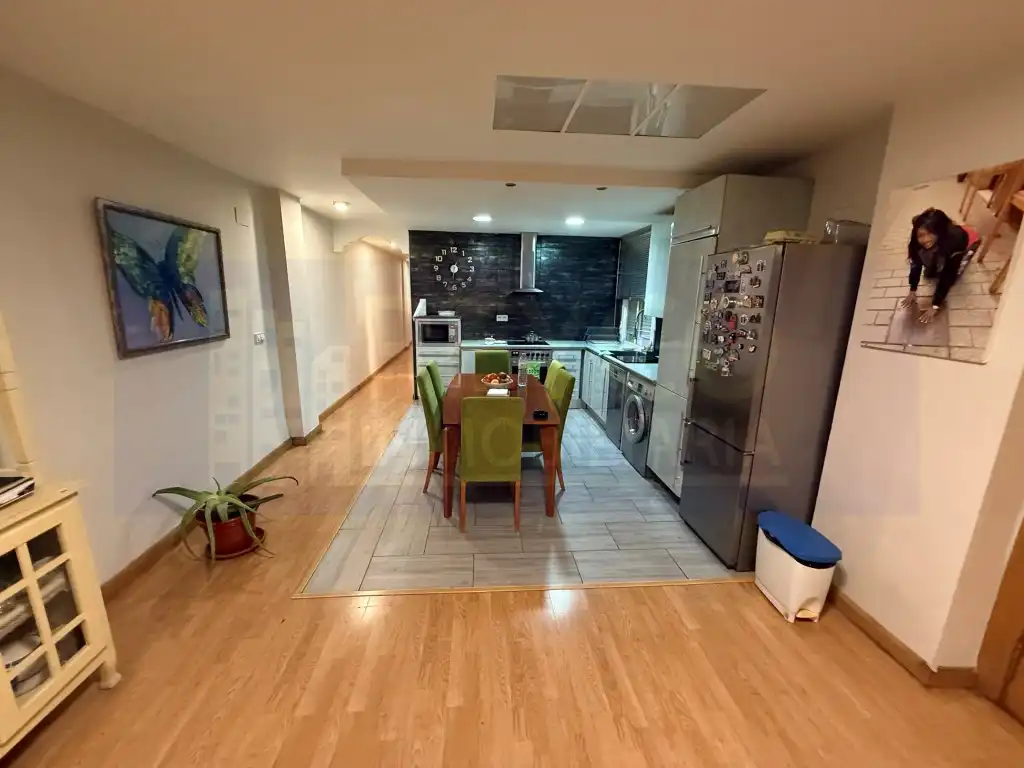 Flat with lift for sale in Calle Marques De Murrieta, imagen 12