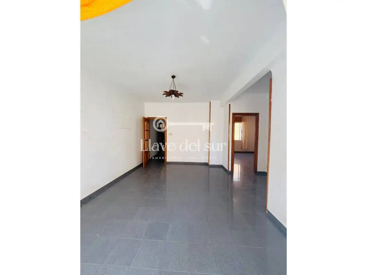 Piso en venta en Águilas con Balcón