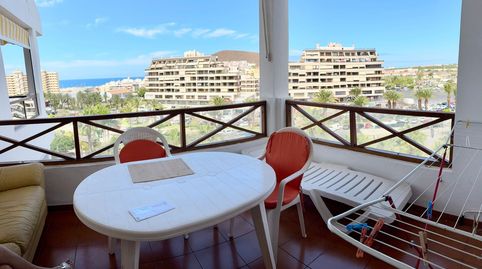 Foto 2 de Apartamento en venta en Avenida Ámsterdam, 3, Los Cristianos, Arona