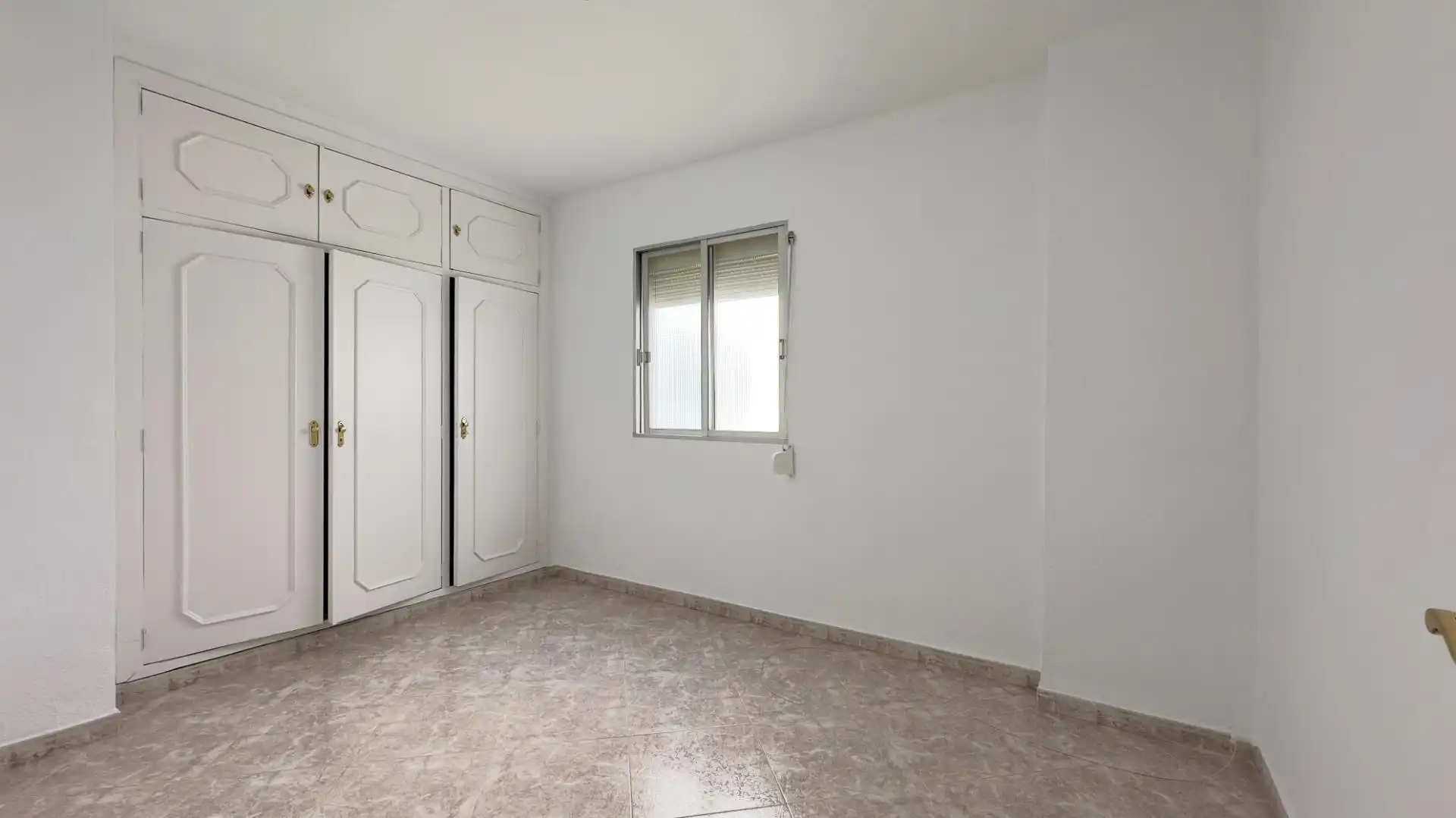 Appartamento con terrazza in affitto a Calle Ángel Ganivet, imagen 10