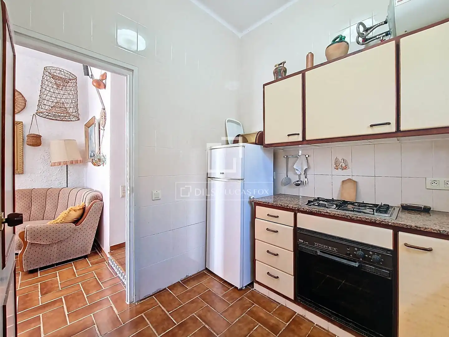 Cuina de Casa o xalet en venda en Calafell amb Jardí privat, Terrassa i Traster