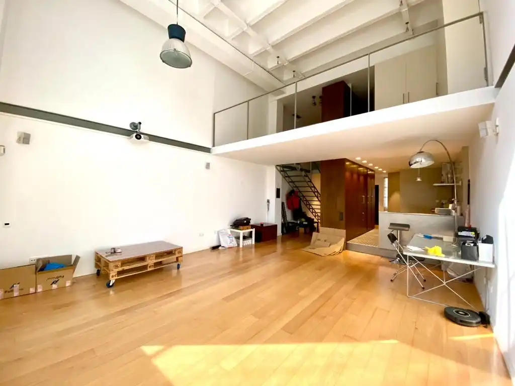Loft mieten mit Kaufoption in Carrer d'Àvila, El Poblenou