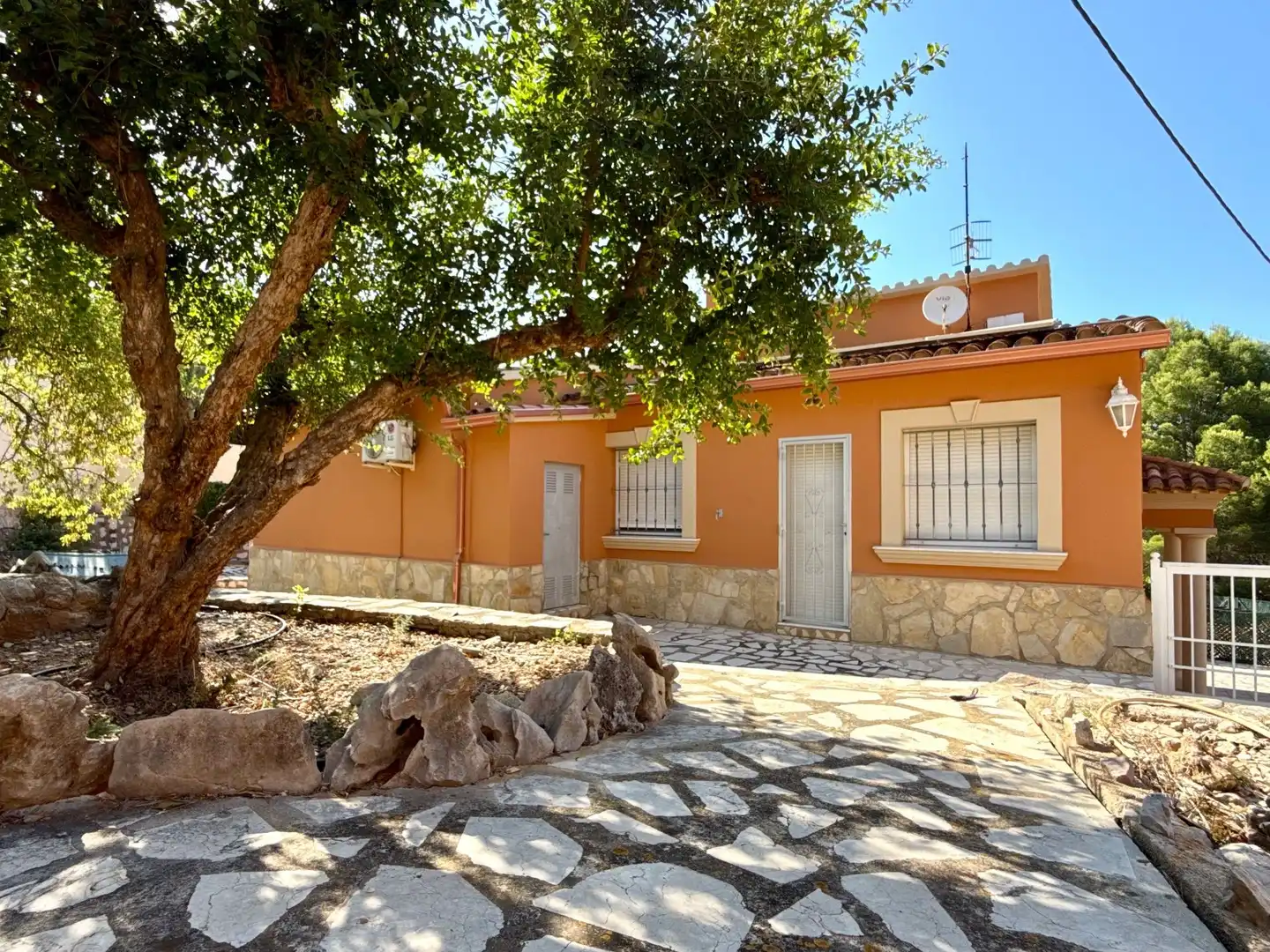 Detached house with pool for sale in El Montgó, imagen 10