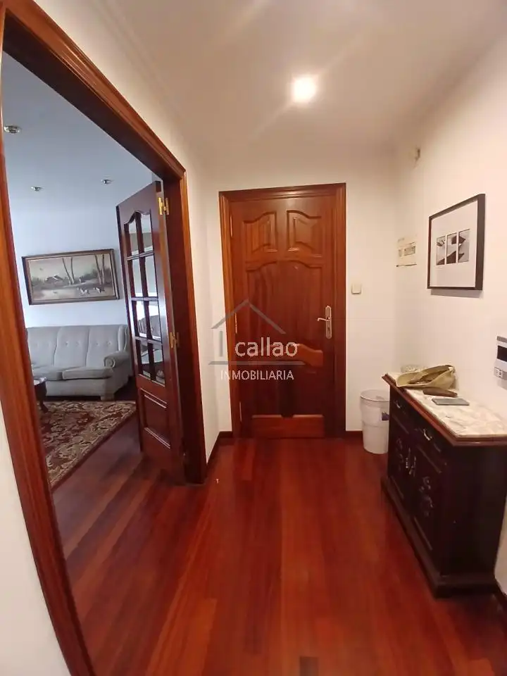 Pis de lloguer en Ferrol amb Calefacció, Parquet i Moblat