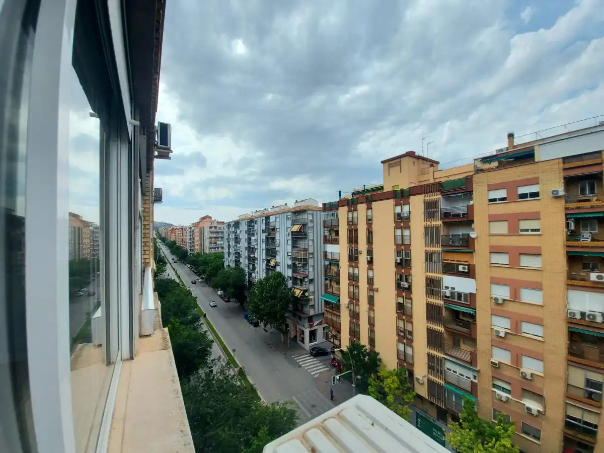 Piso de alquiler en de Andalucia, Hospital