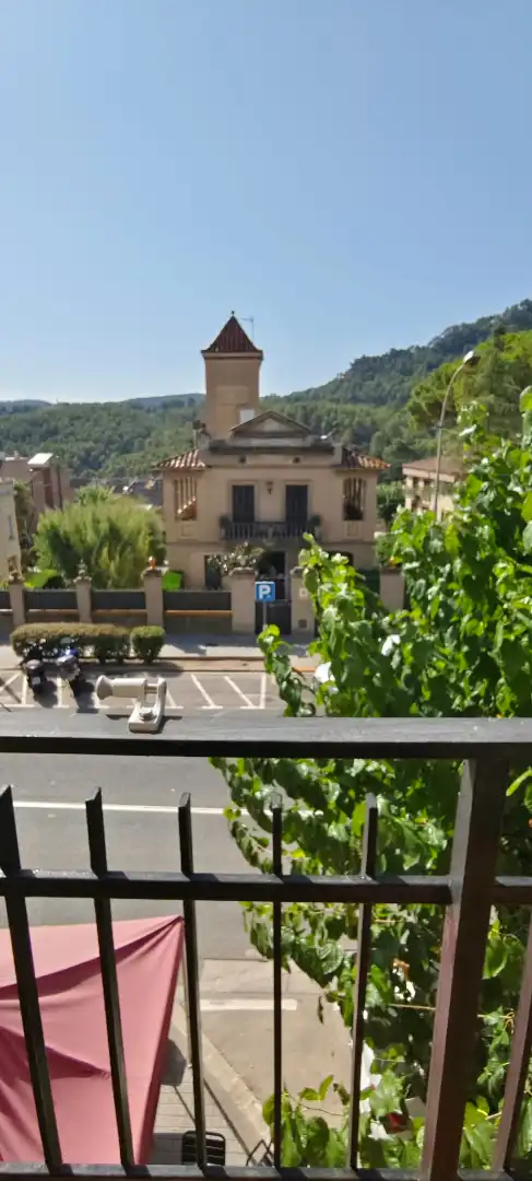 Vista exterior de Piso en venta en Cervelló con Calefacción, Amueblado y Horno