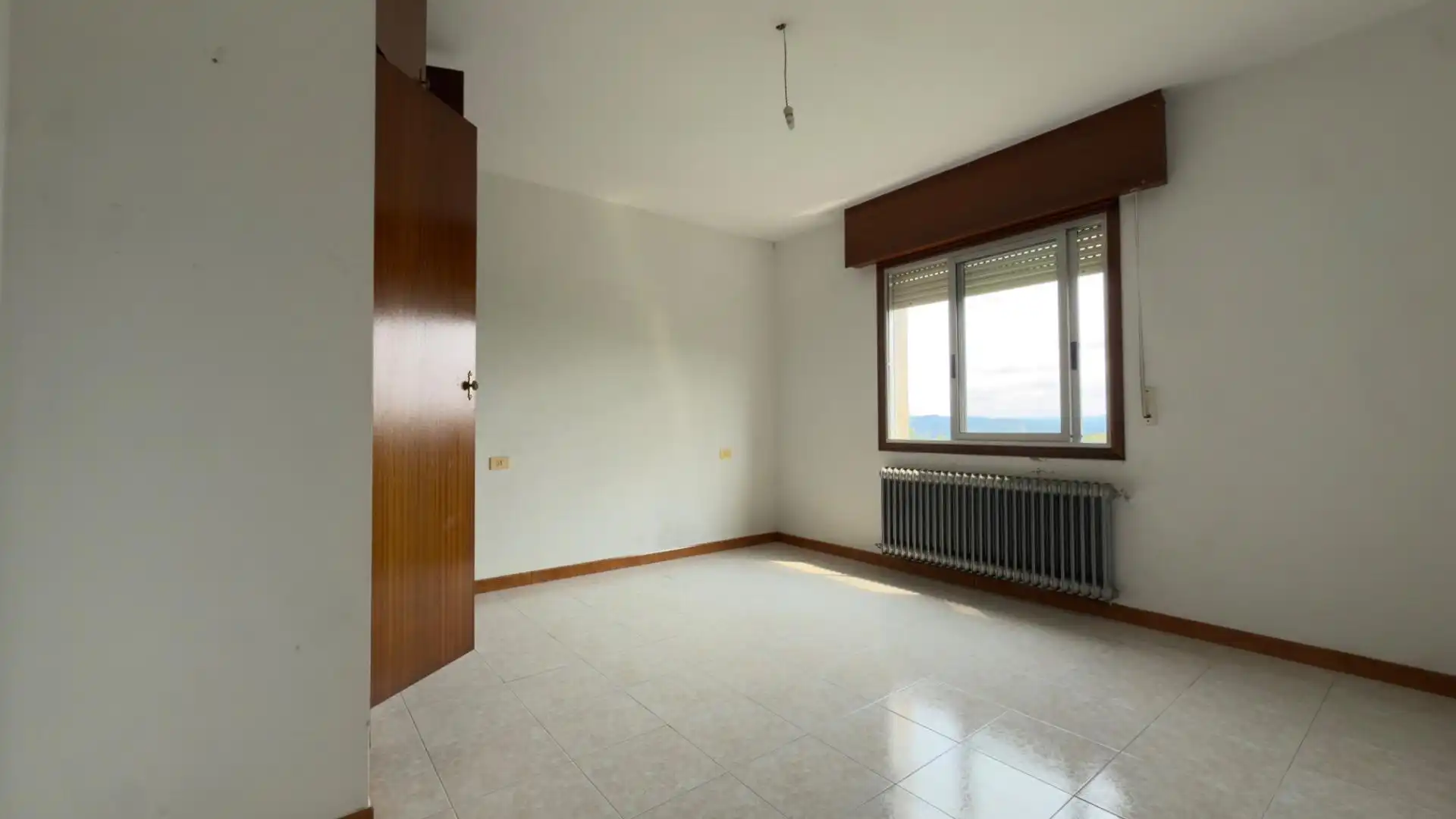 Habitación de Casa o chalet en venta en Avión con Calefacción, Jardín privado y Trastero