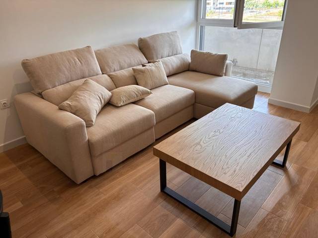 Apartamento en Alquiler en Nuno Mocinha en Avenida Elvas