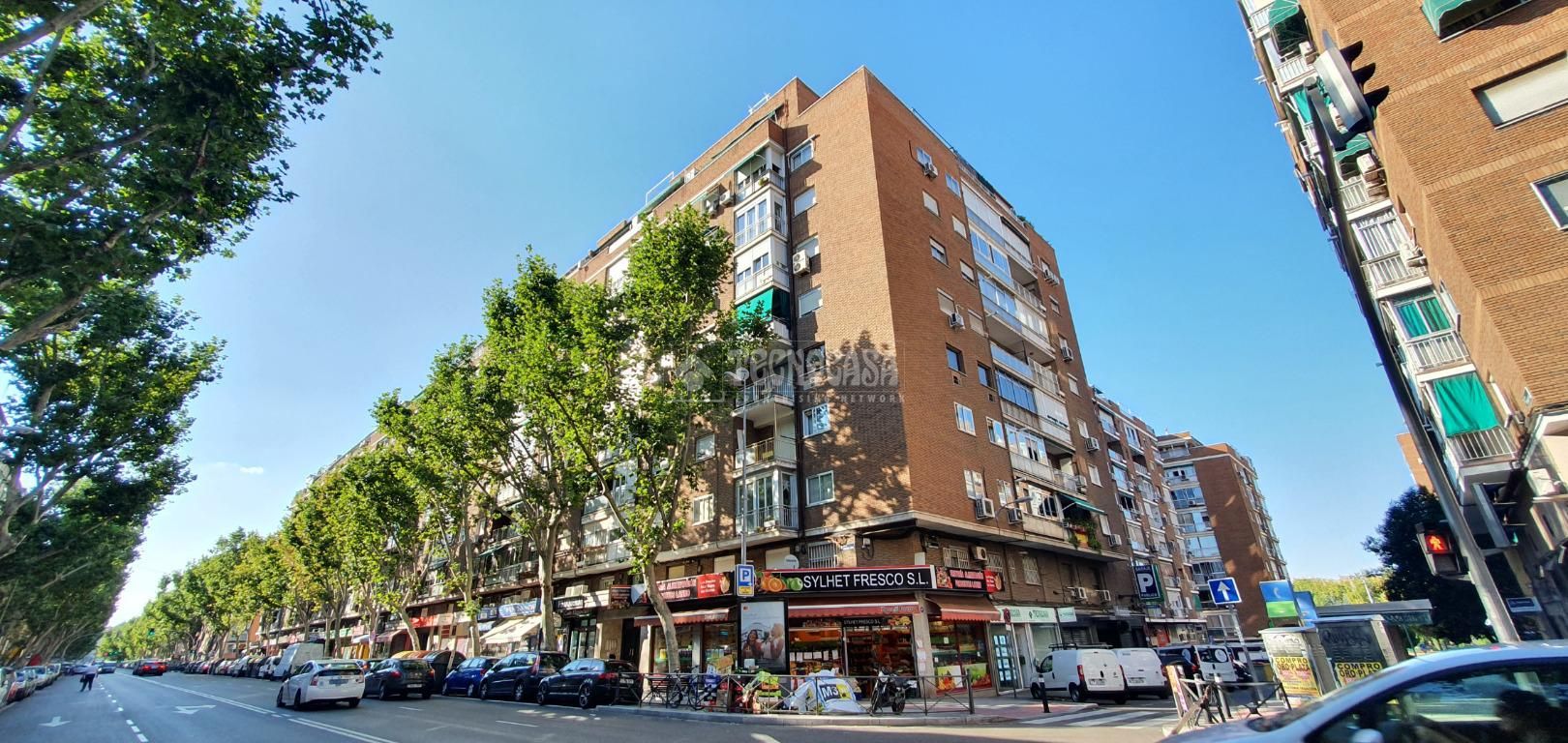 Exterior view of Flat to rent in  Madrid Capital  with Heating
