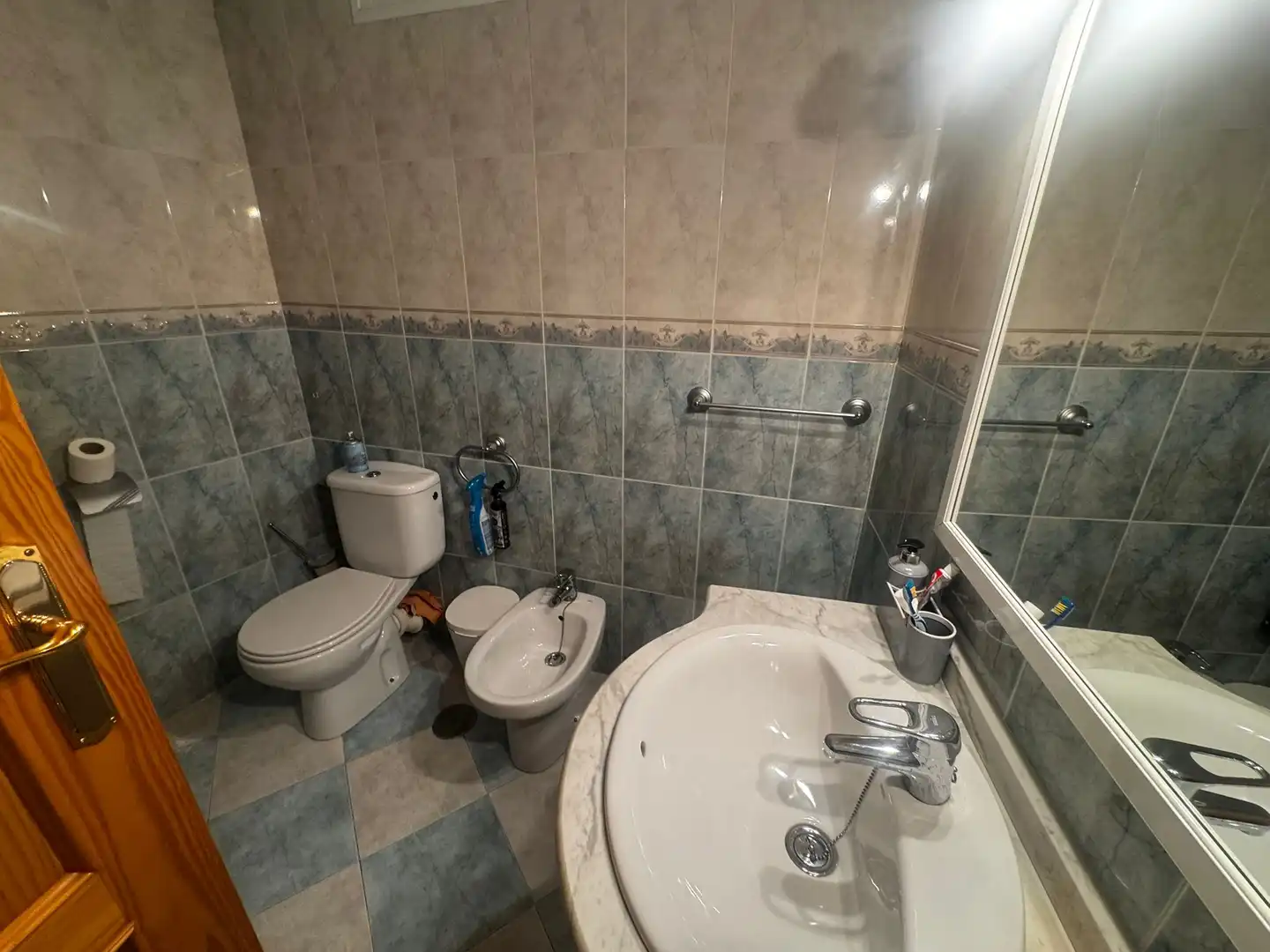 Bathroom of Flat for sale in Sevilla