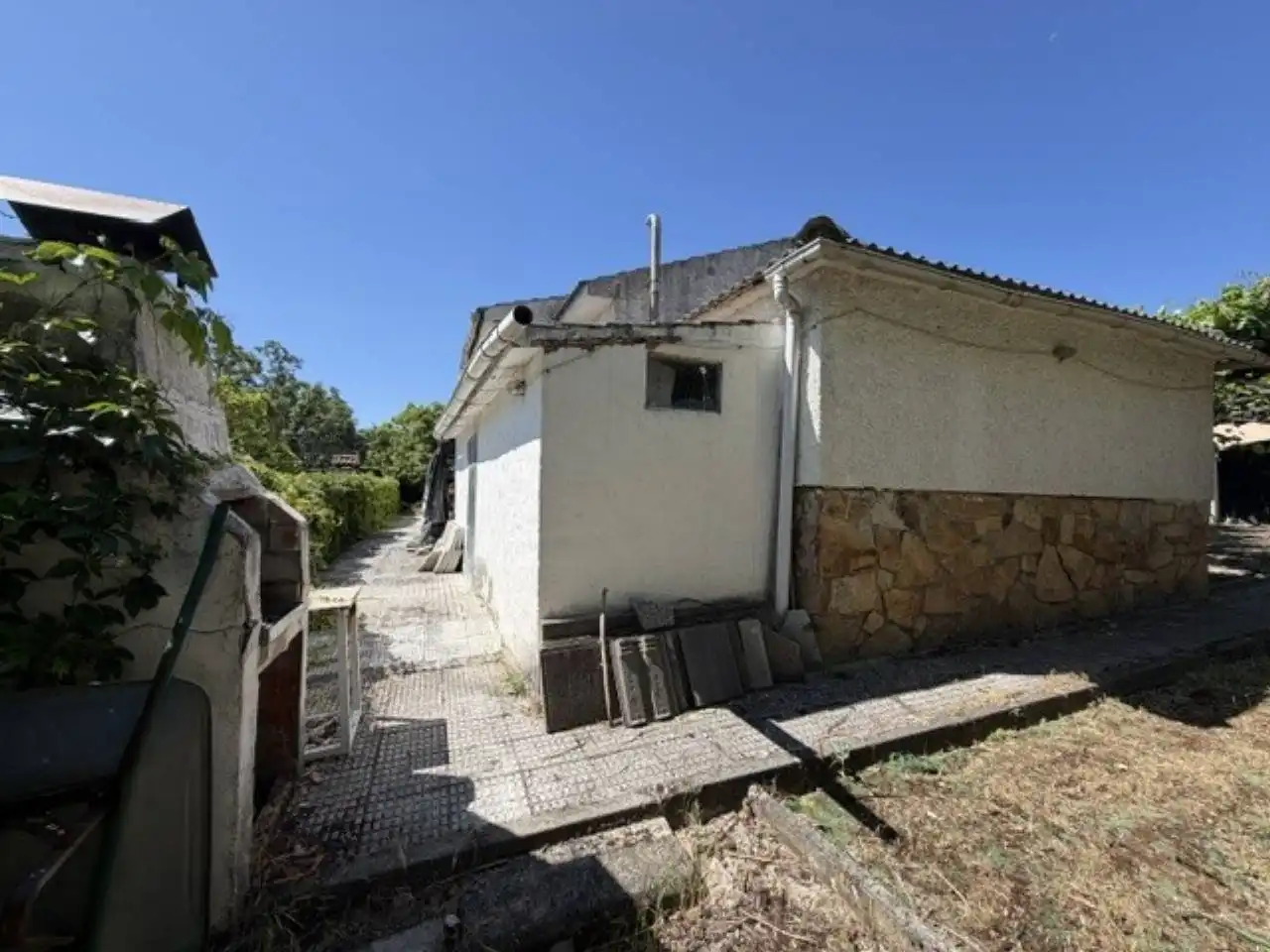 Vista exterior de Casa o chalet en venta en Buitrago del Lozoya con Calefacción, Jardín privado y Terraza
