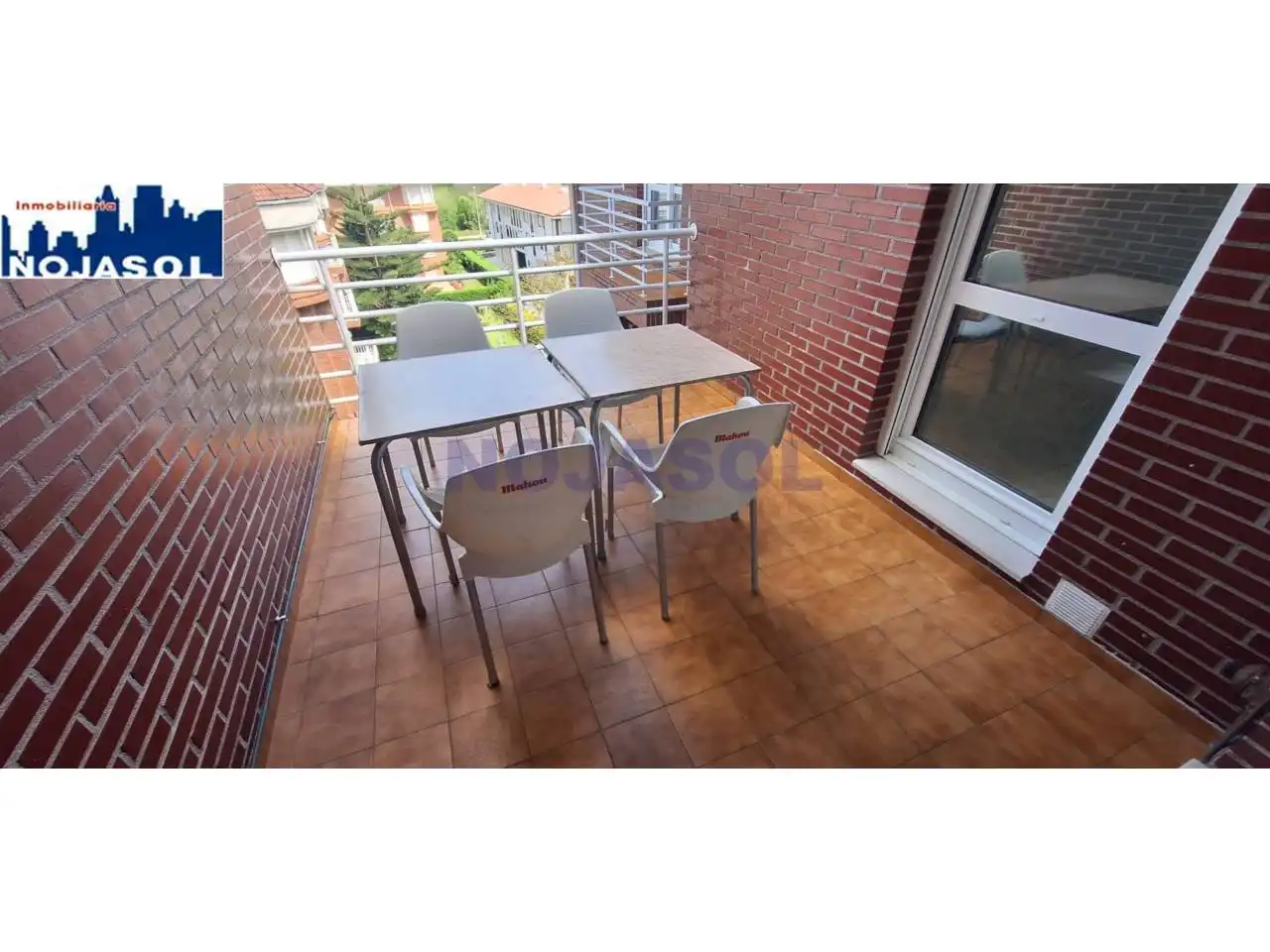Terraza de Apartamento de alquiler en Noja con Calefacción, Terraza y Amueblado