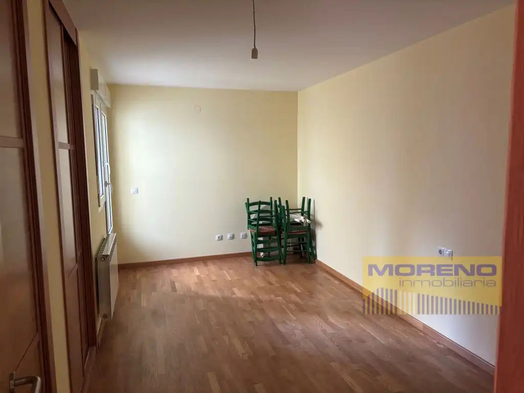Piso en venta en Sarria
