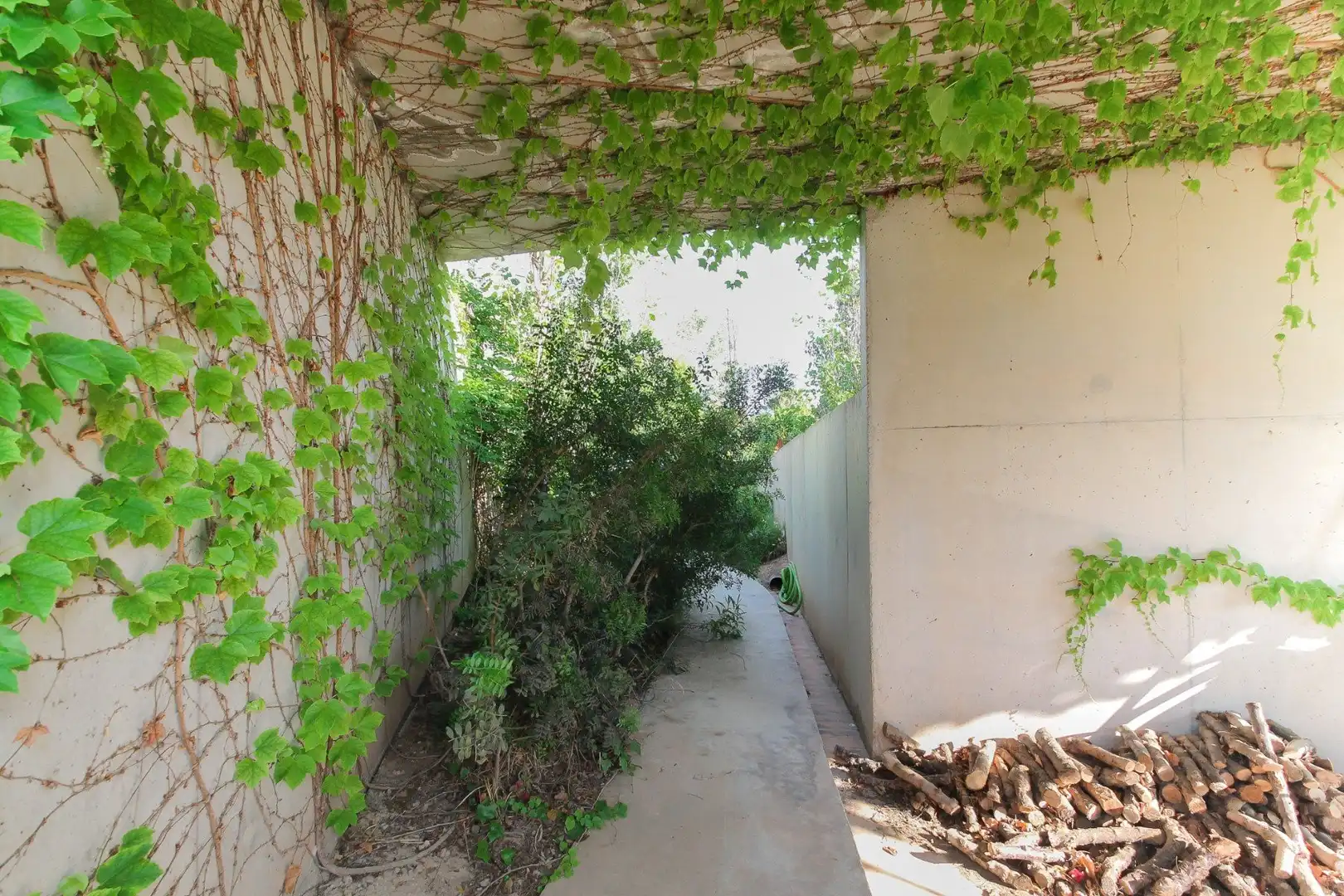 Houses for sale in San Vicente del Raspeig / Sant Vicent del Raspeig  with Private garden, Storage room and Swimming Pool