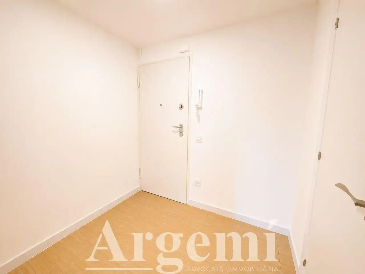 Habitación de Piso en venta en Palau-solità i Plegamans con Aire acondicionado
