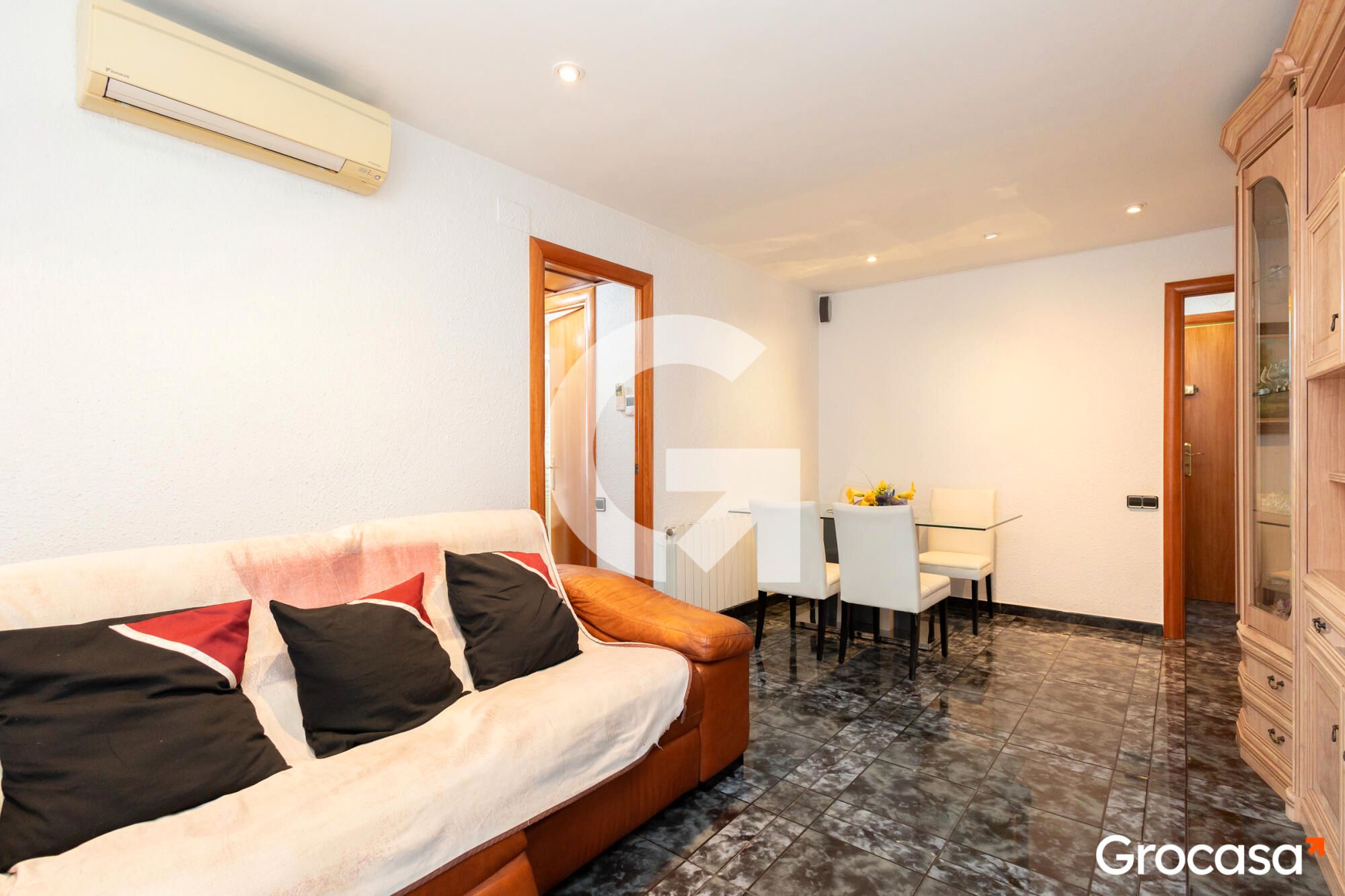 Habitación de Piso en venta en Sant Boi de Llobregat con Aire acondicionado, Calefacción y Amueblado