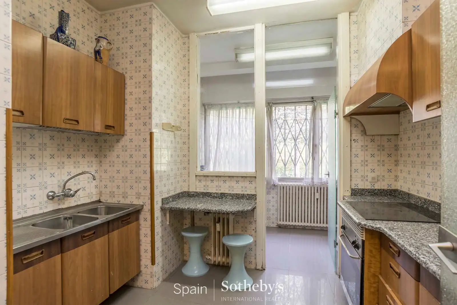 Cocina de Apartamento en venta en Madrid con Aire acondicionado, Calefacción y Jardín privado