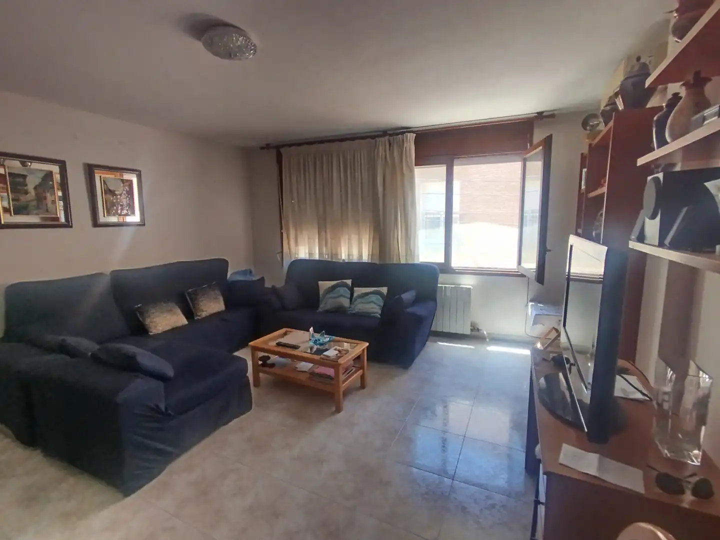 Sala d'estar de Finca rústica en venda en Binéfar amb Calefacció, Terrassa i Traster