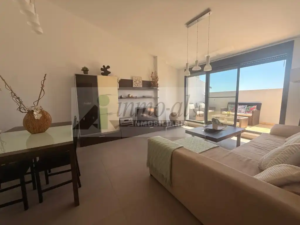 Sala de estar de Ático en venta en Almazora / Almassora con Terraza y Balcón