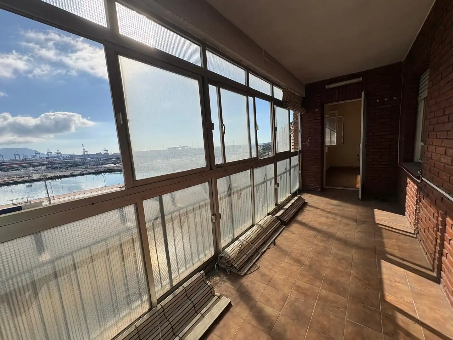 Piso con terraza en venta en La Reconquista - El Rosario, imagen 2