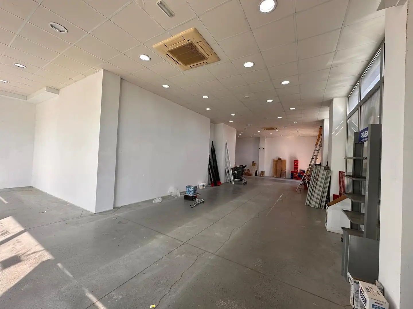 Local en venta en Calonge i Sant Antoni con Aire acondicionado