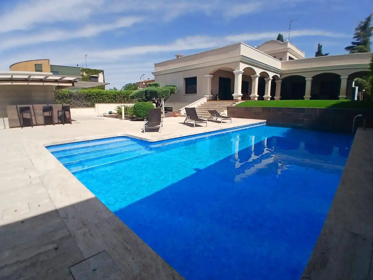 Piscina de Casa o xalet en venda en Valdepeñas amb Aire condicionat, Calefacció i Traster