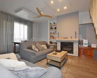 Living room of Single-family semi-detached for sale in Ronda  with Terrace and Balcony