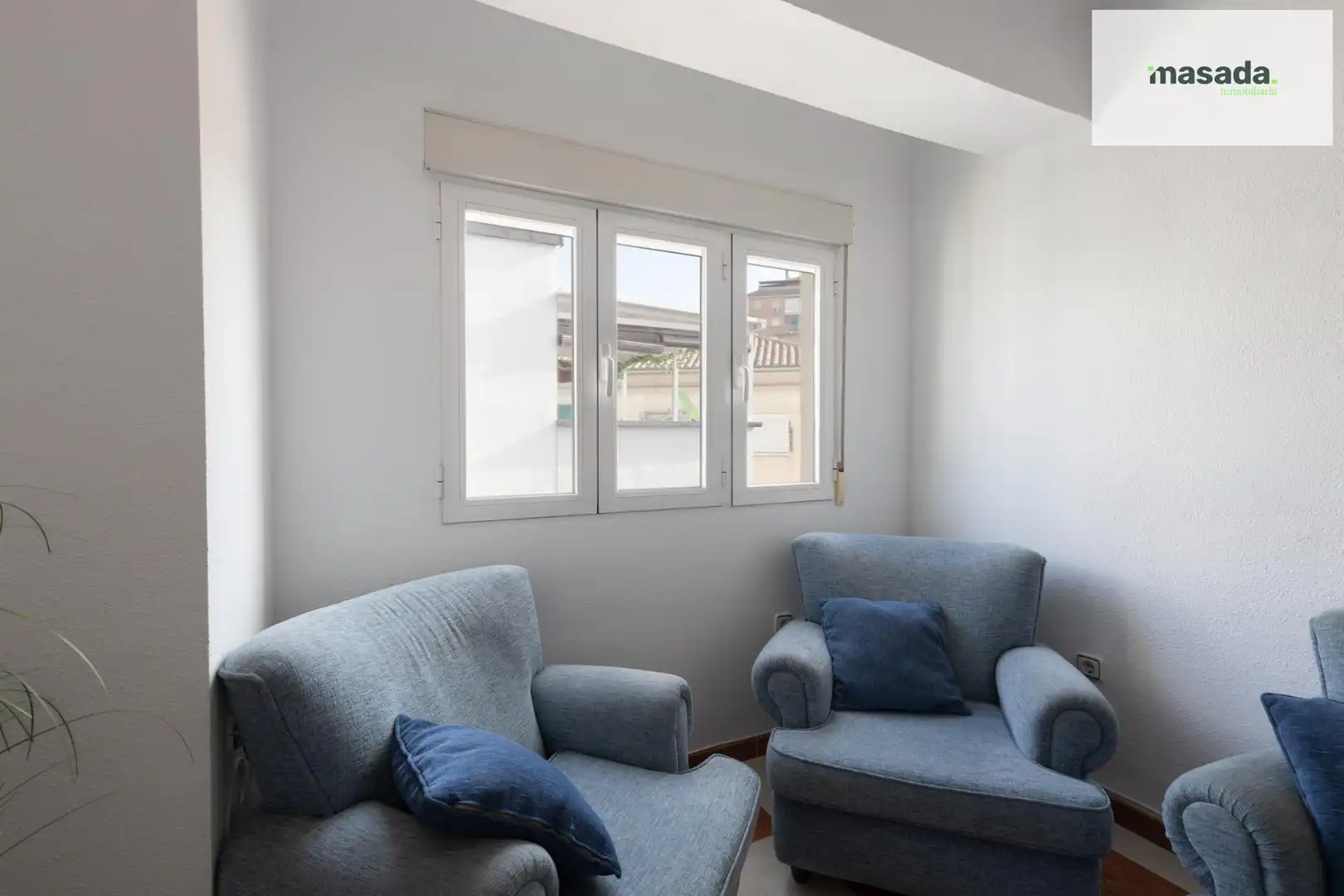 Sala de estar de Piso en venta en Granada con Terraza y Amueblado