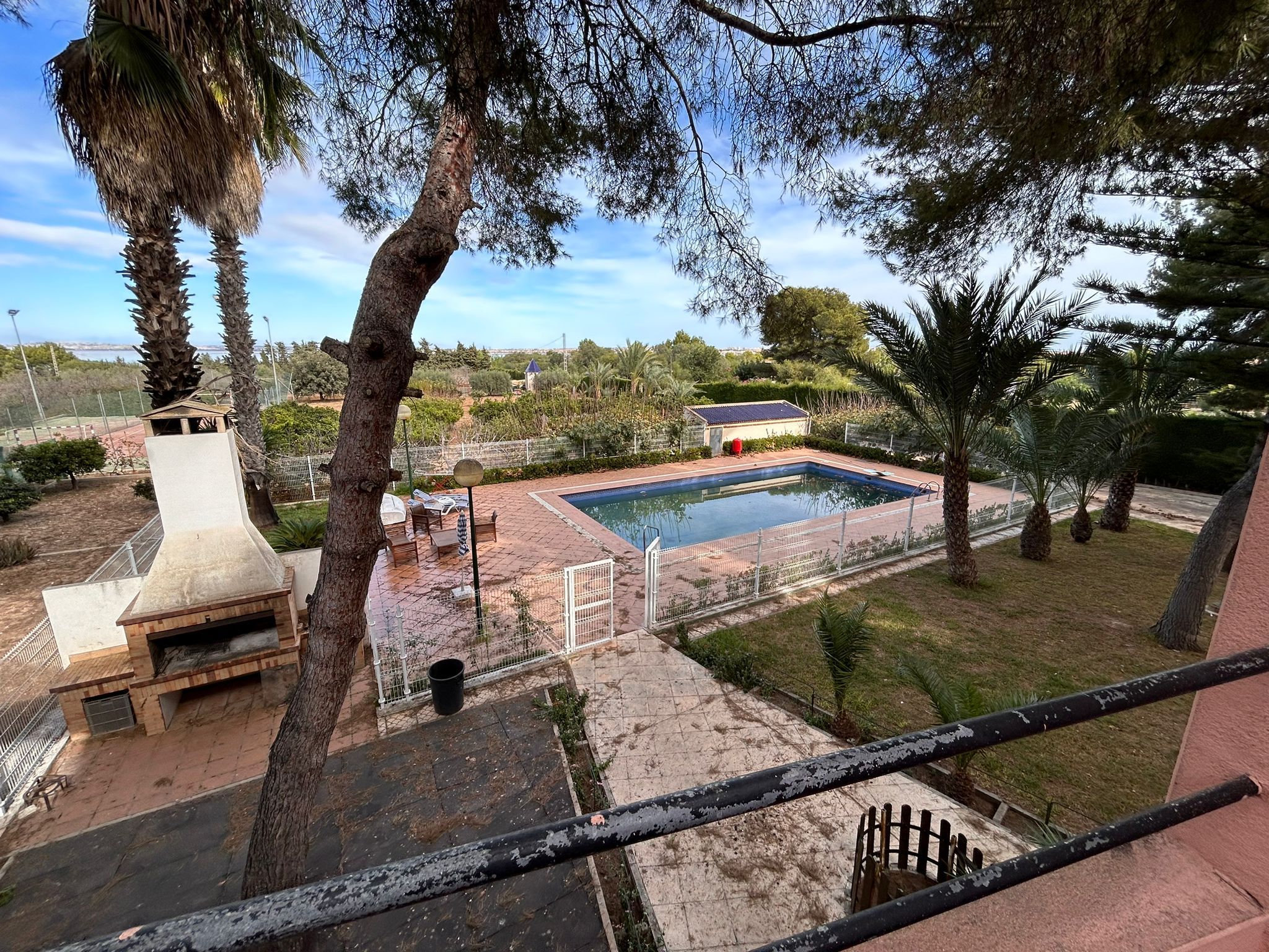 Swimming pool of House or chalet for sale in Torrevieja  with Air Conditioner, Private garden and Terrace