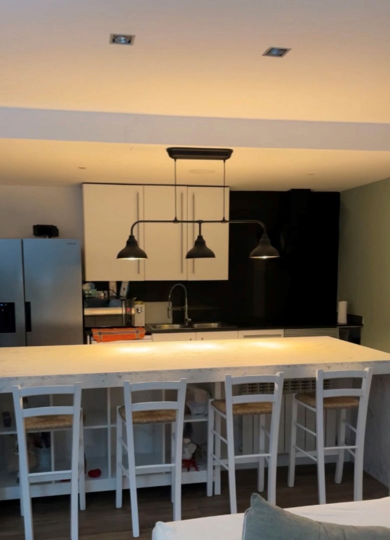 Cuina de Pis de lloguer en Mataró amb Aire condicionat, Calefacció i Terrassa