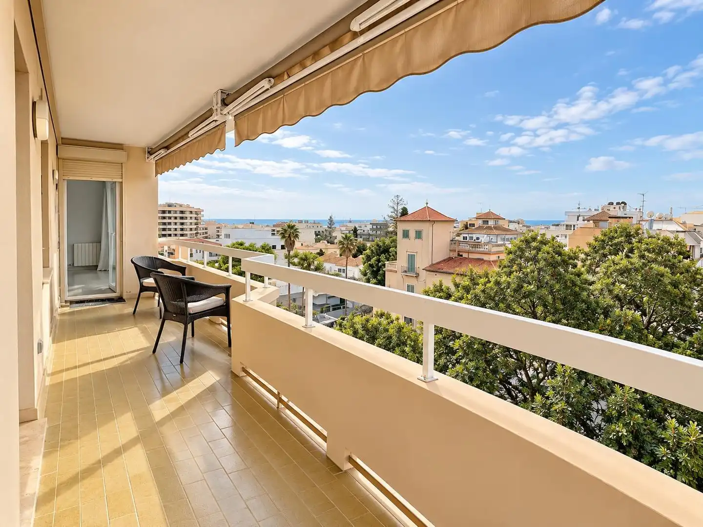 Appartamento con terrazza in affitto a Ponent, imagen 32