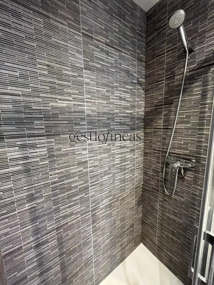 Apartments for rent in Avenida ENRIC GRANADOS, Regueral - Prat d'en Forés