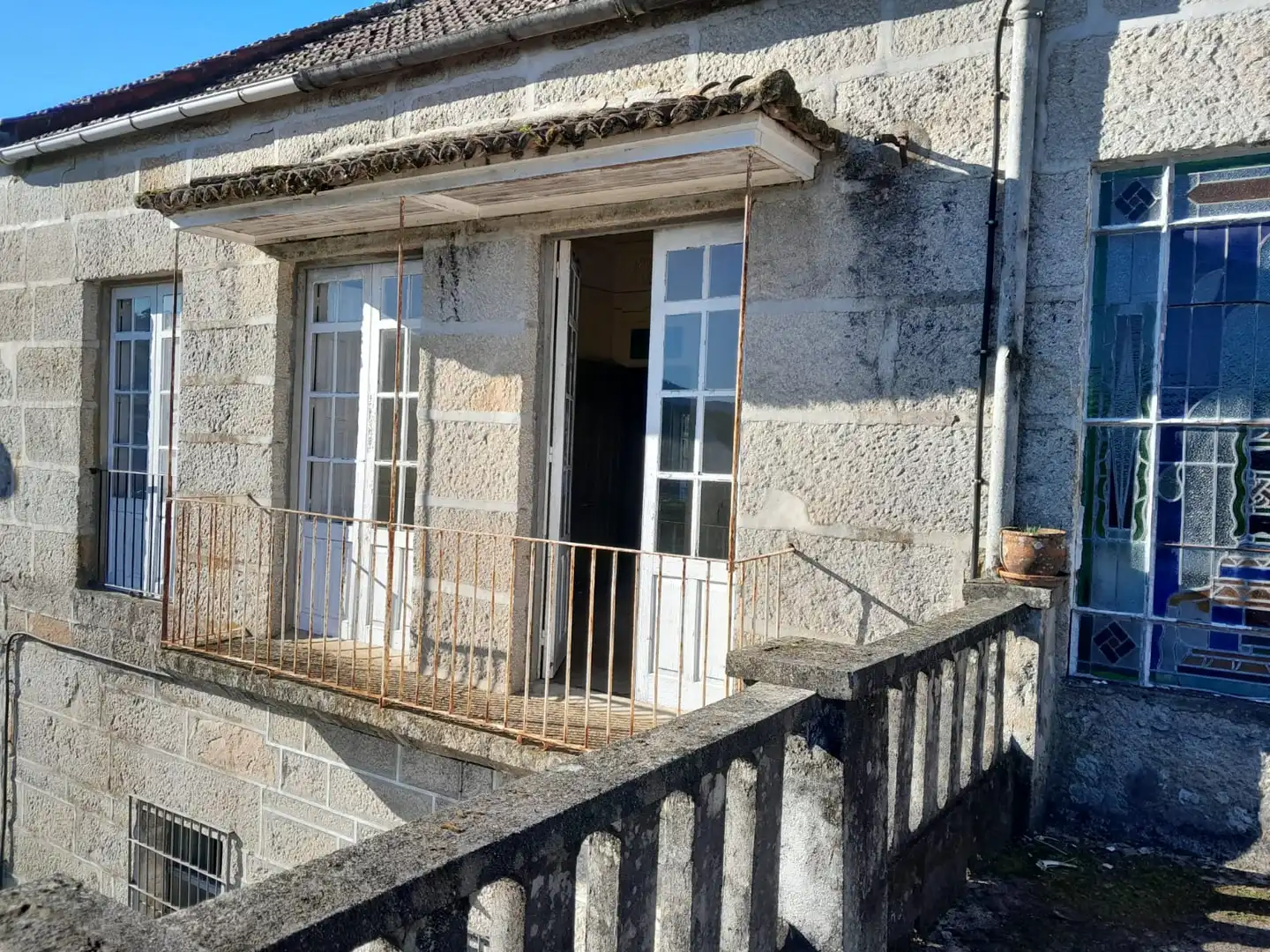 Außenansicht von Gebäude zum Verkauf in Mondariz