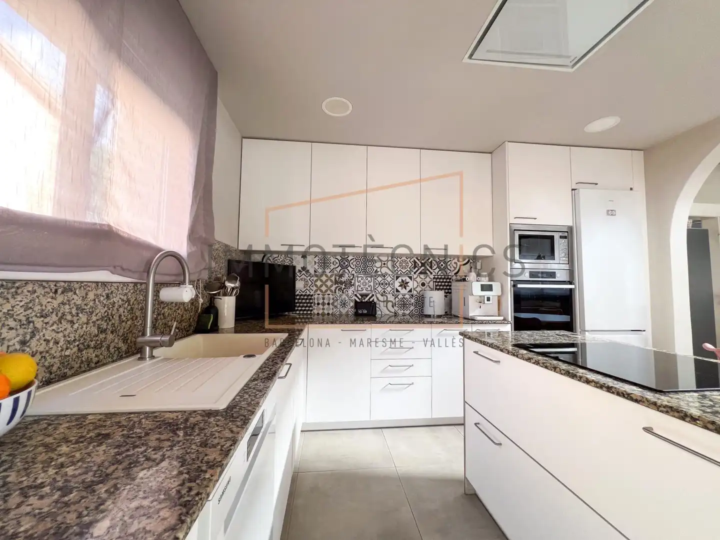Cocina de Casa o chalet en venta en Lliçà d'Amunt con Aire acondicionado, Jardín privado y Terraza