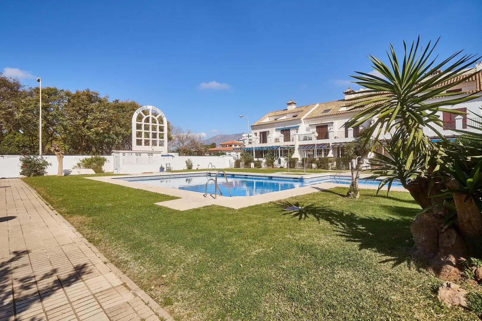 Garden of Flat for sale in Fuengirola  with Air Conditioner, Terrace and Community pool