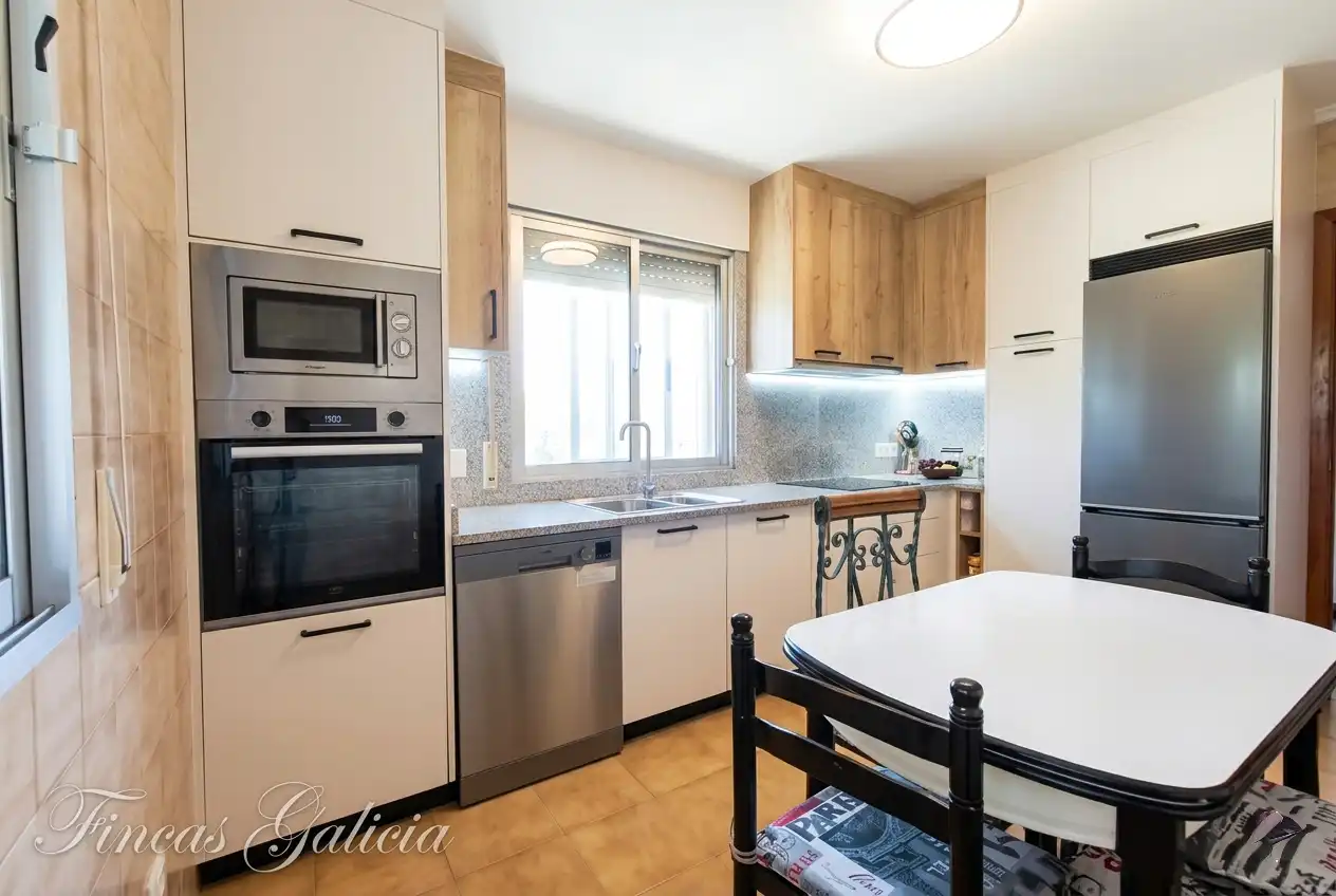 Casa amb jardí en venda a Avenida de Portugal 15, imagen 3