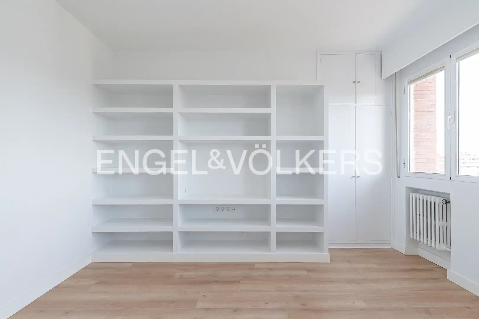 Bedroom of Flat for rent in Madrid  with Air Conditioner, Heating and Terrace
