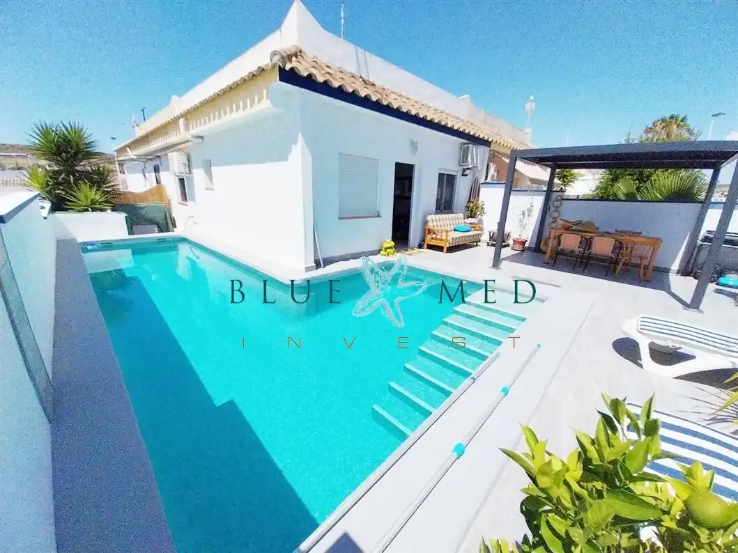 Piscina de Casa o xalet en venda en Mazarrón amb Aire condicionat, Terrassa i Piscina