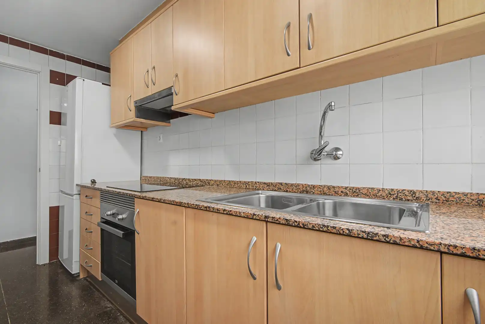 Kitchen of Flat for sale in Valencia  with Air Conditioner and Terrace
