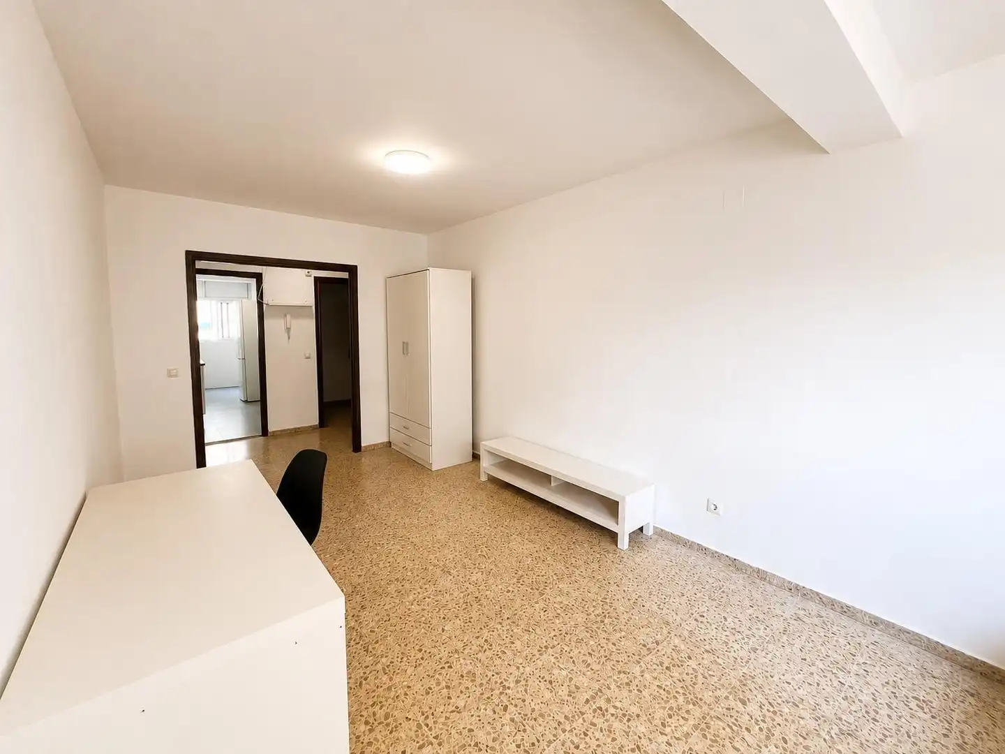 Habitación de Piso en venta en Valencia con Balcón
