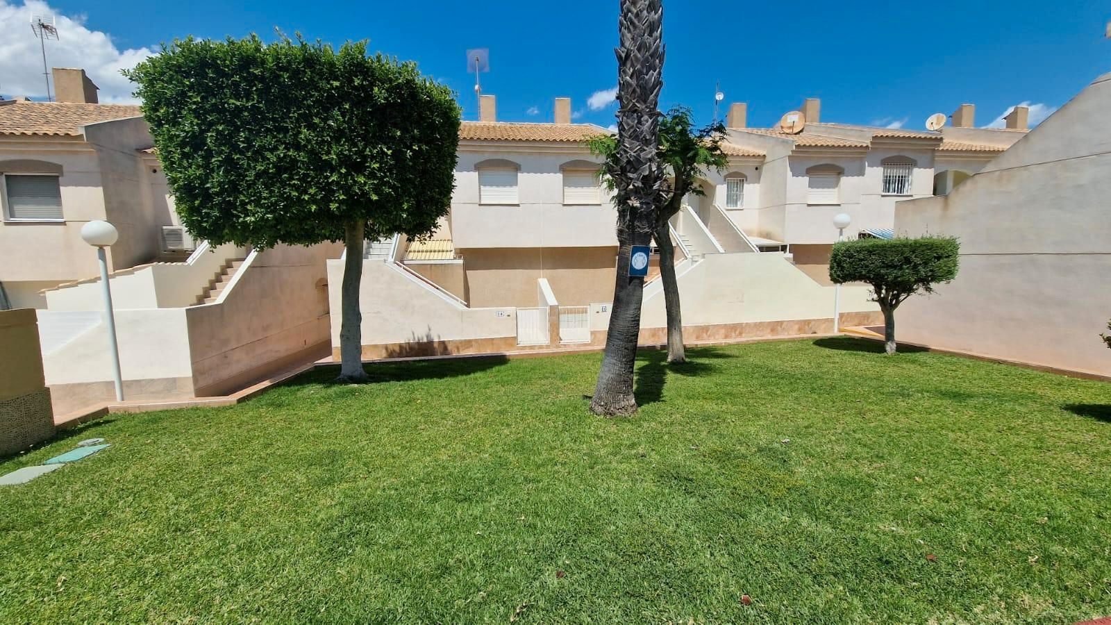 Jardín de Casa o chalet en venta en Torrevieja con Amueblado, Lavadora y Balcón