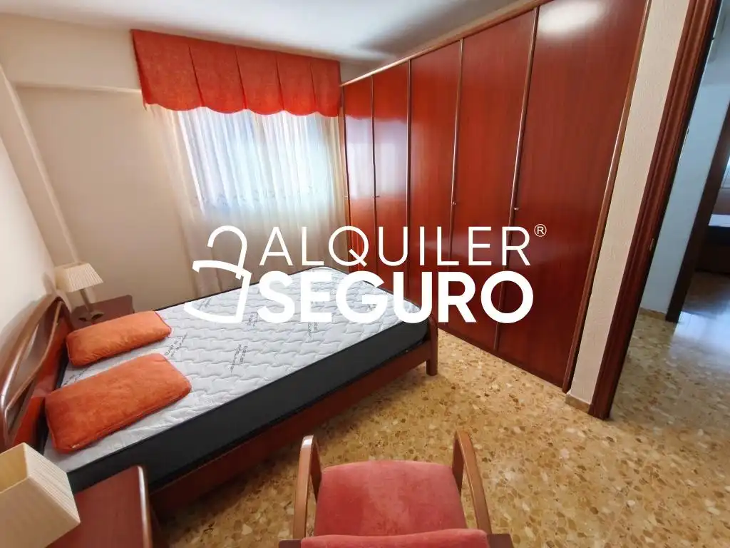 Bedroom of Flat for rent in Alicante / Alacant  with Air Conditioner, Terrace and Swimming Pool