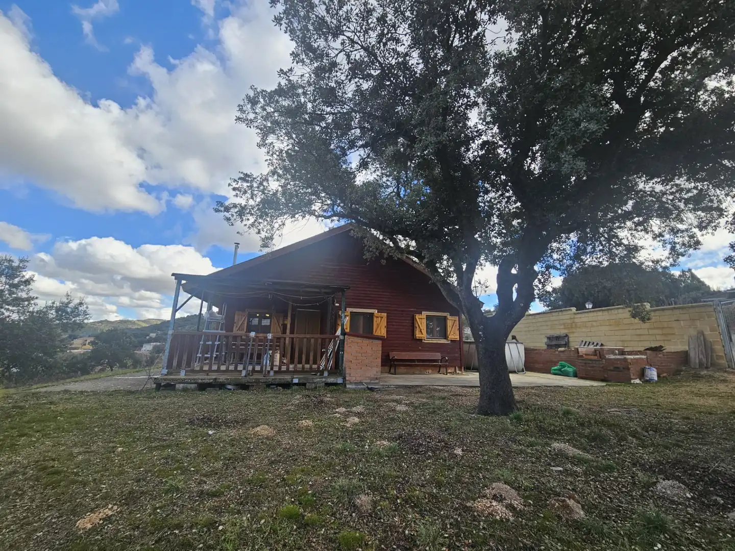 Vista exterior de Casa o chalet en venta en Fuentenovilla con Jardín privado, Piscina y Amueblado