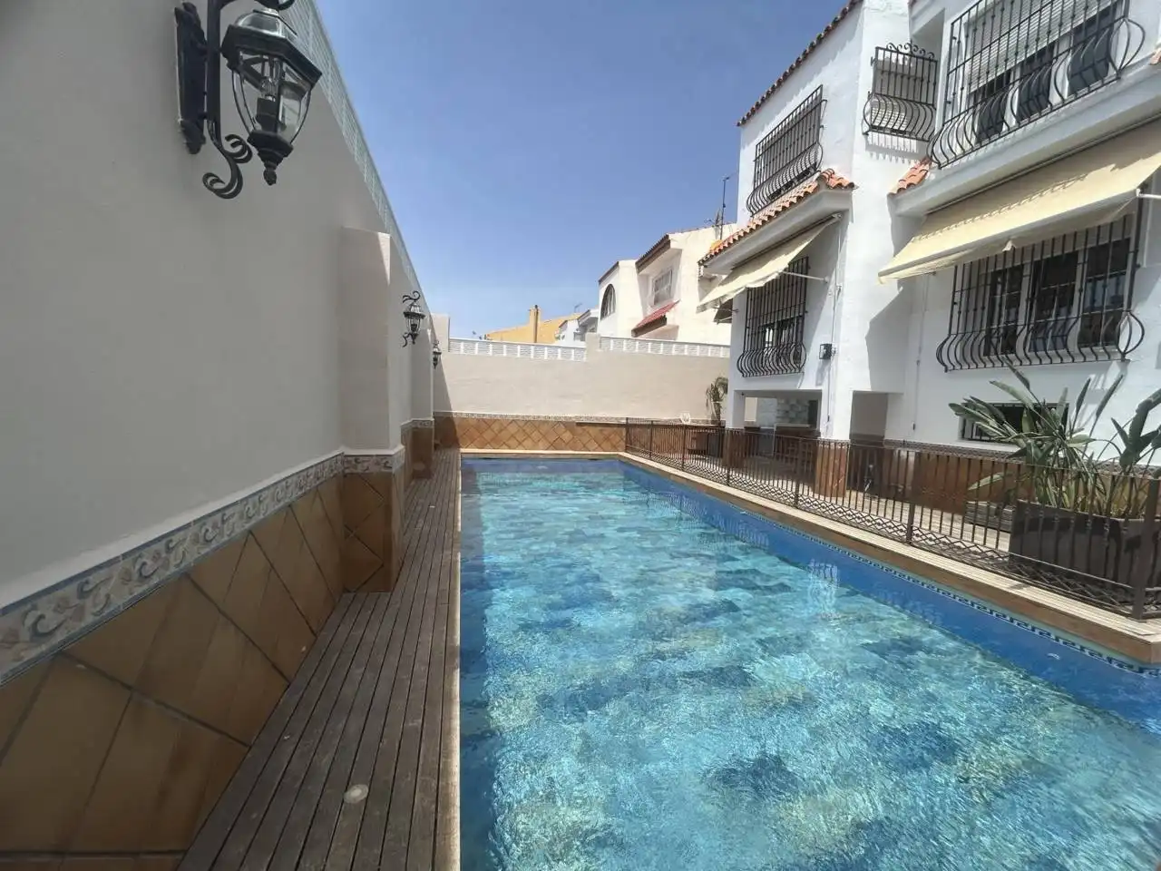 Swimming pool of Houses for sale in Roquetas de Mar  with Air Conditioner, Private garden and Terrace