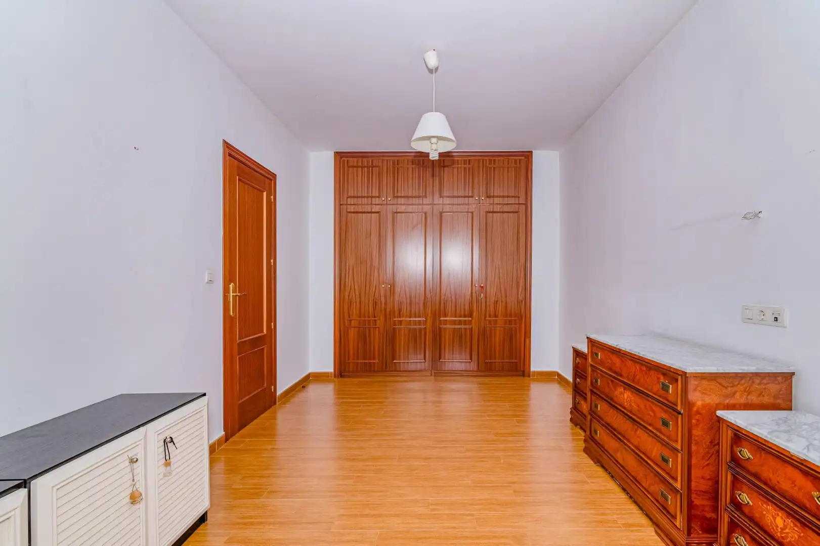 Habitación de Casa o chalet en venta en Atarfe con Aire acondicionado, Calefacción y Jardín privado