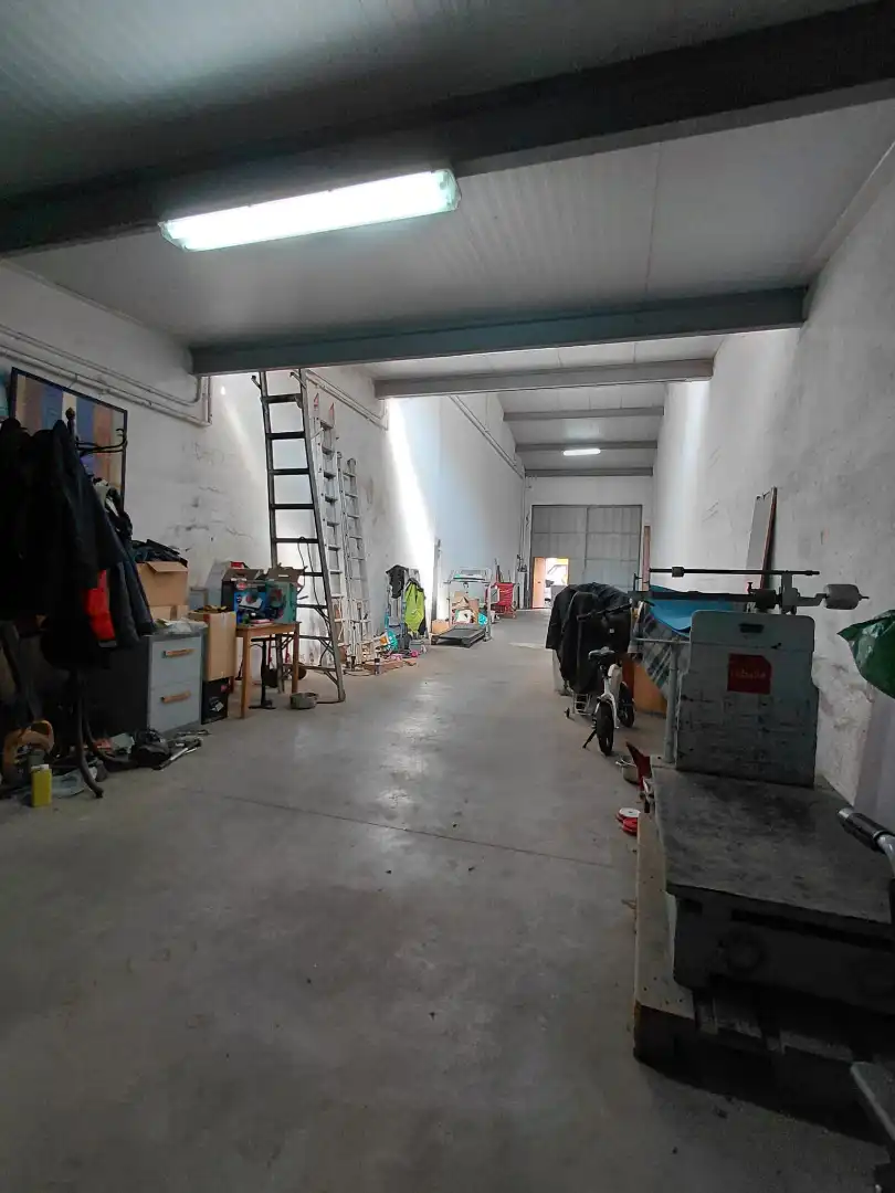 Nave industrial en venta en Badalona