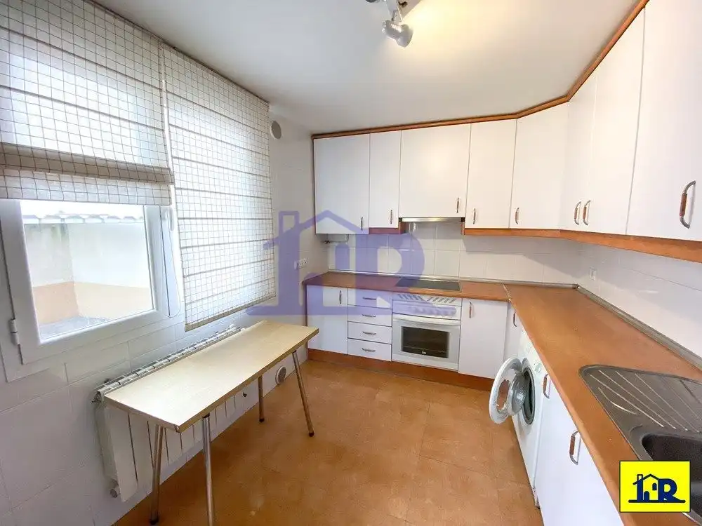 Terraced house for sale in Reyes Católicos - Paseo San Antonio, imagen 6